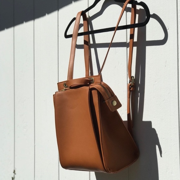 Street Level leather backpack - Picture 5 of 8